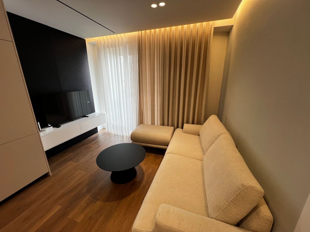 Super apartament 2+1 tek Mine Peza