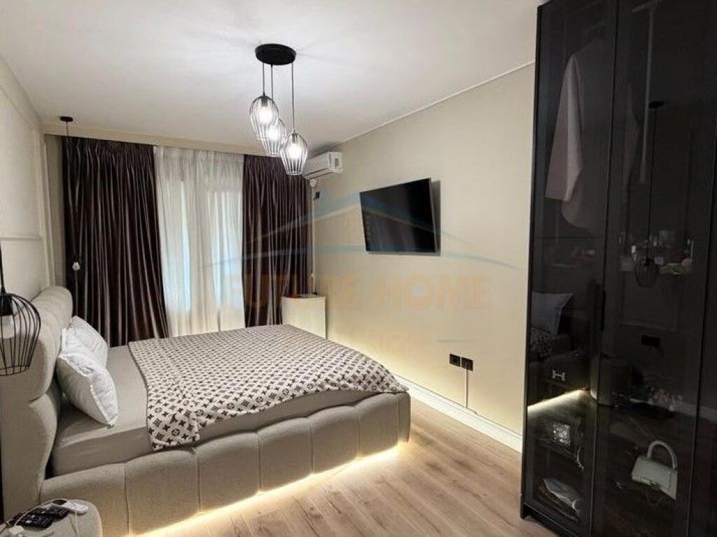 For sale Apartment 2+1+2, Niku Construction, Paris Commune