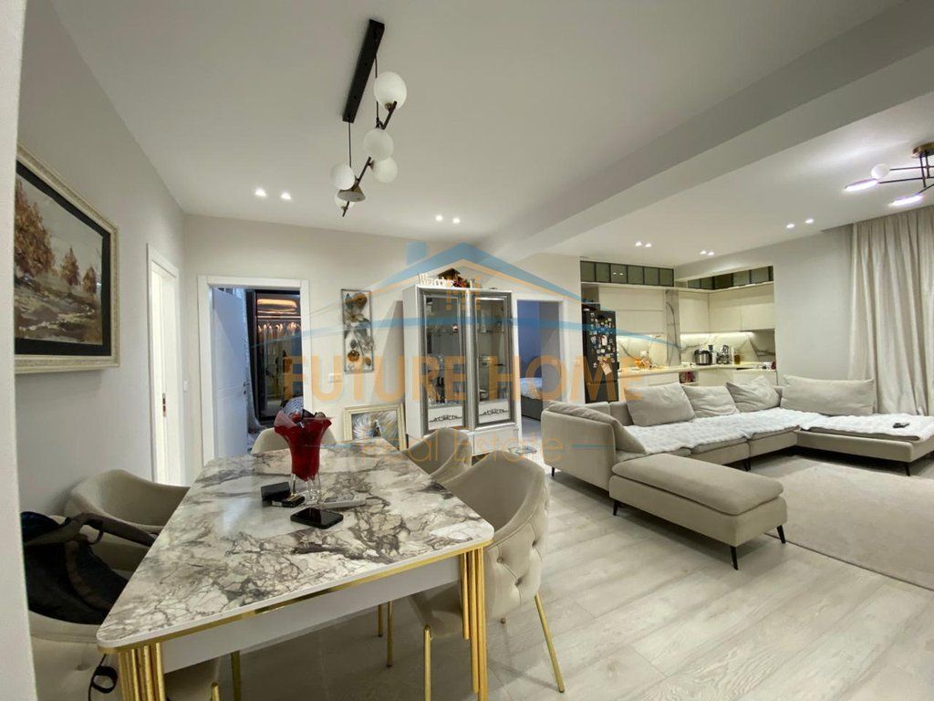 For sale, Apartment 2+1+2, Near Dinamo Stadium