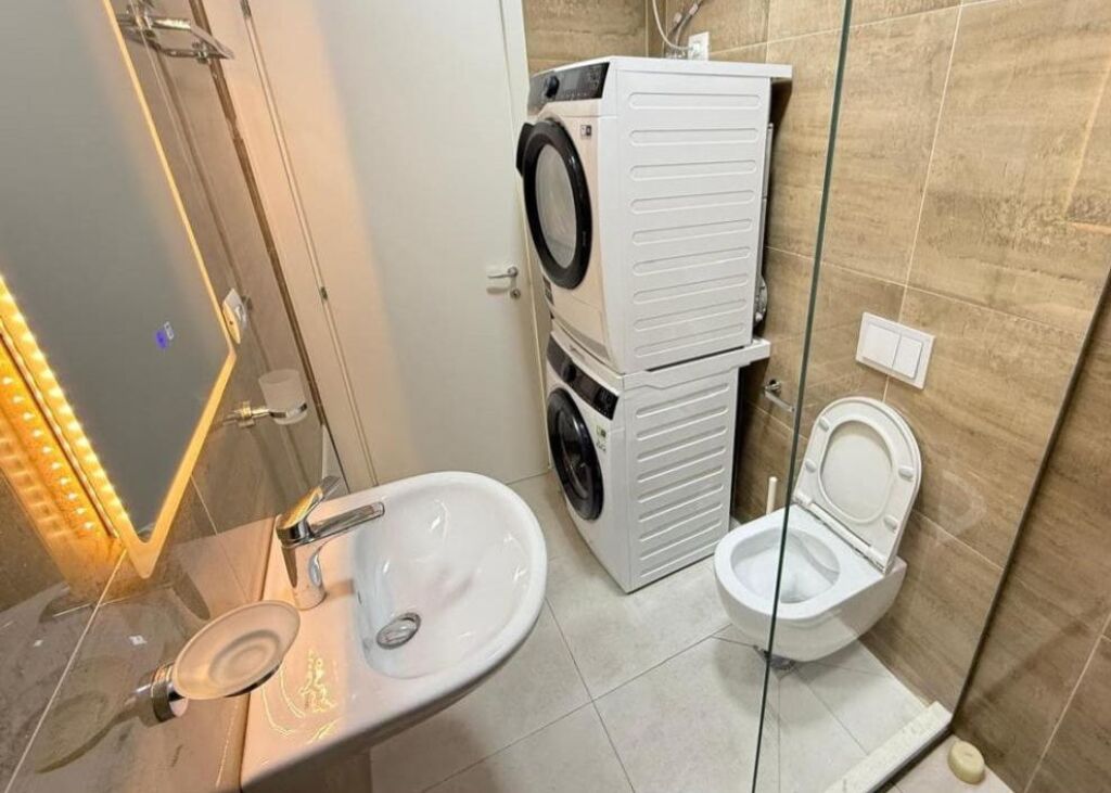 Apartment 3+1+2 at Tirane Garden Building Complex