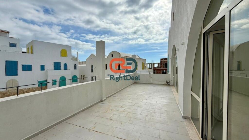Te Kompleksi Santorini 1, Ne Dhermi, Shitet Super Apartament 3+1+2 Me Verande Dhe Post Parkimi !!!