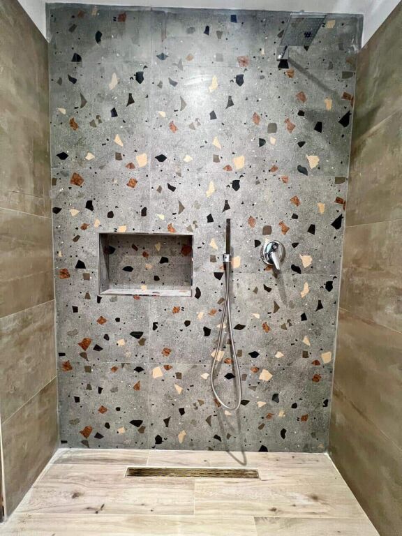 Shitet Apartament 2+1 + Verandë – Plazh