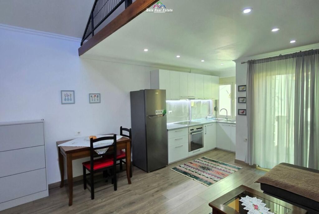 Vile Duplex 2+1 Me Qera Tek Rruga e Durresit (ID BV22584) Tirane