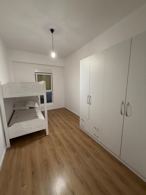 In vendita, Appartamento 2+1+Posto Auto Complesso Kaimi,Ali Dem