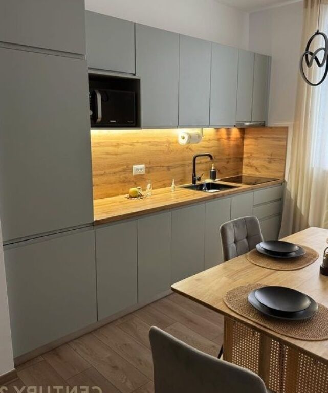 Jepet 2+1 me qera ne Qender