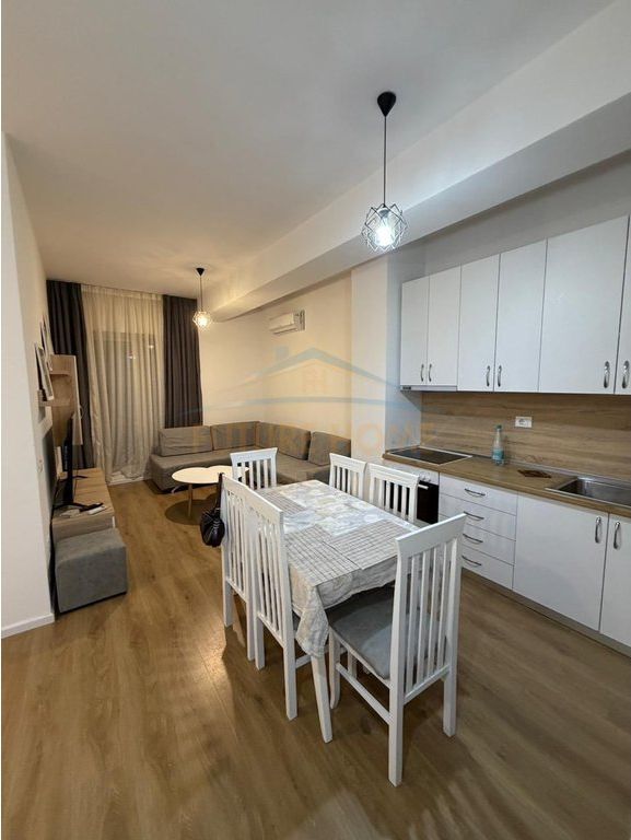 Rent, Apartment 2+1+2+Parking Space, Kaimi Complex, Ali Demi, Tirana.