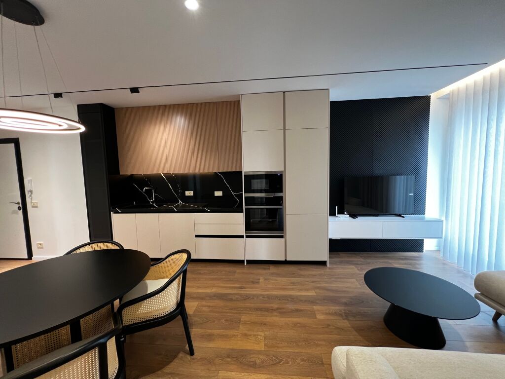 Super apartament 2+1 tek Mine Peza