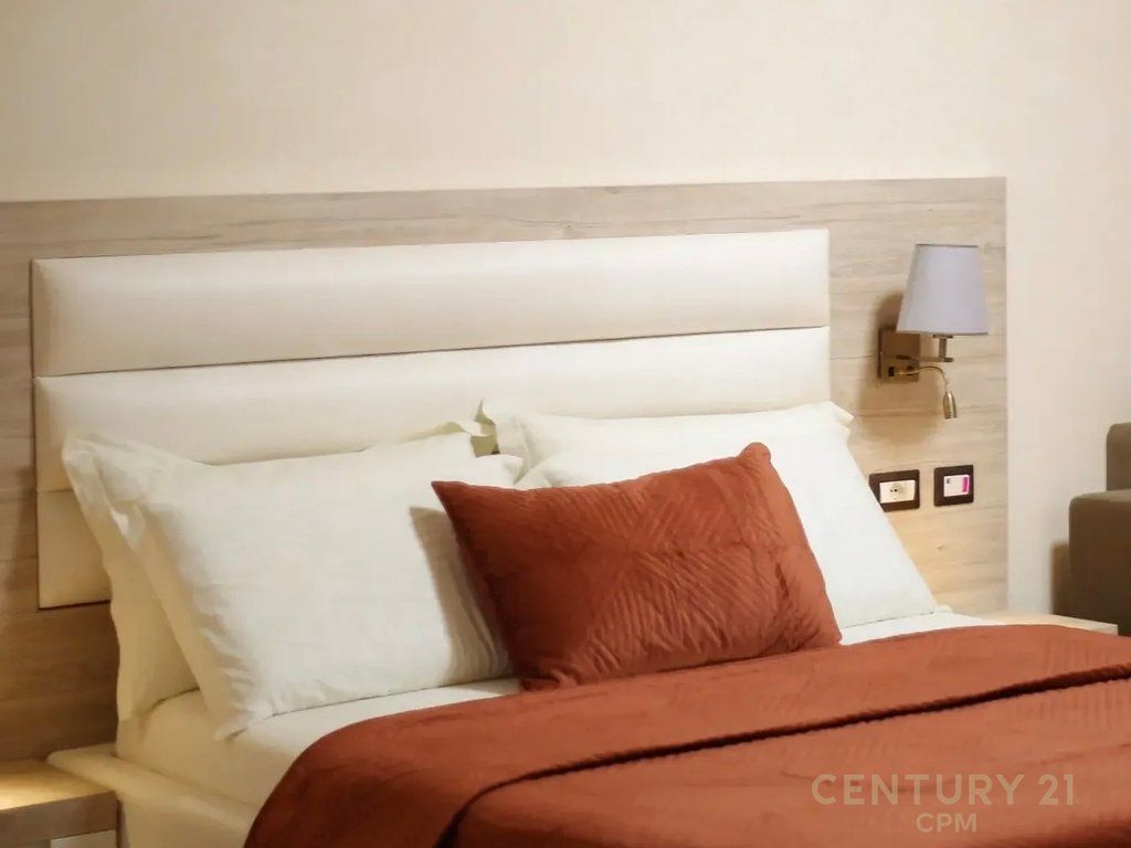 Jepet me qira Hotel 4 Yje në Vlorë me Pamje Panoramike dhe Biznes të konsoliduar. 5,000 € /Muaj