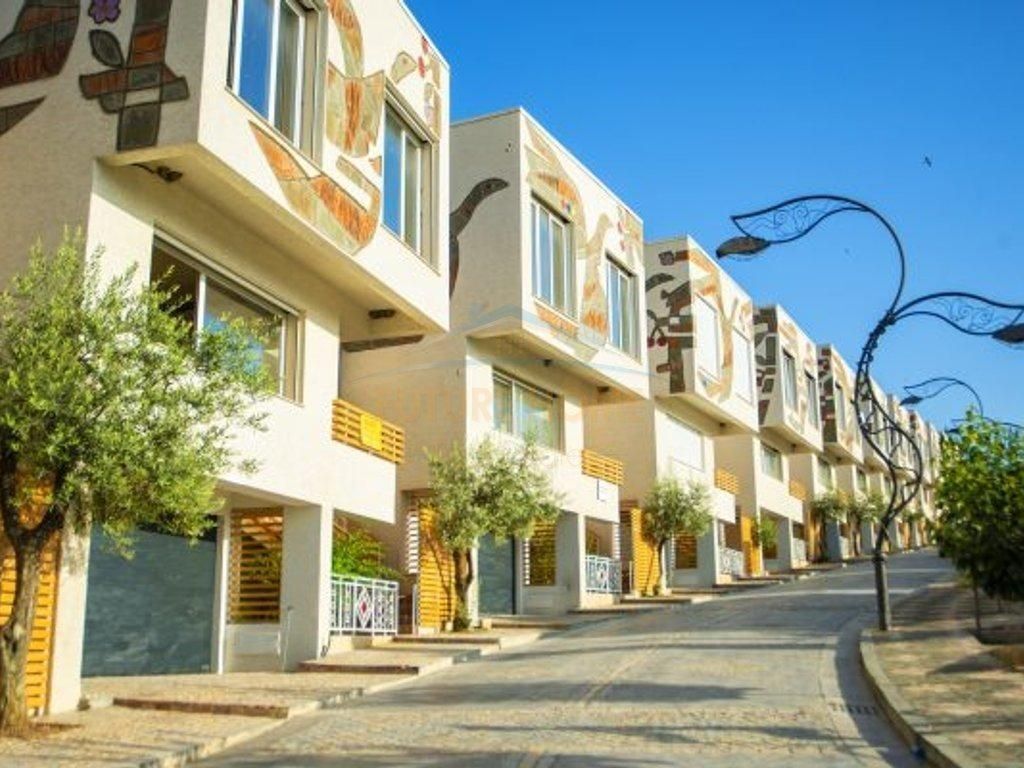 Duplex for Rent 3+1+2 with parking space at Residenca Kodra e Diellit 1