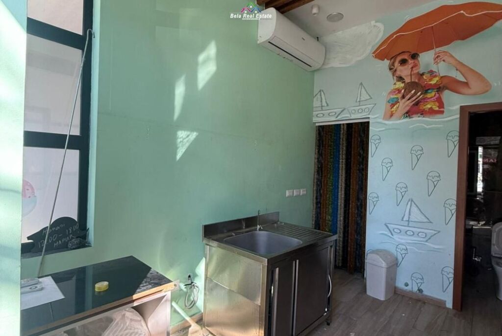 Dyqan Me Qera Tek Rruga Bardhyl ( ID BD21806 ) Tirane