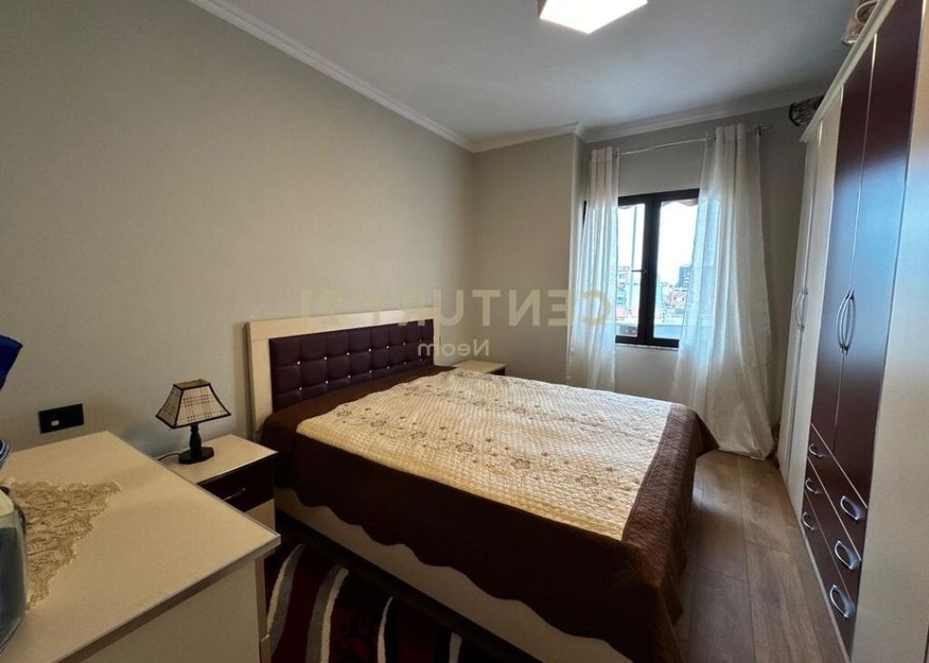 Affittasi 1+1 a Pazari i ri