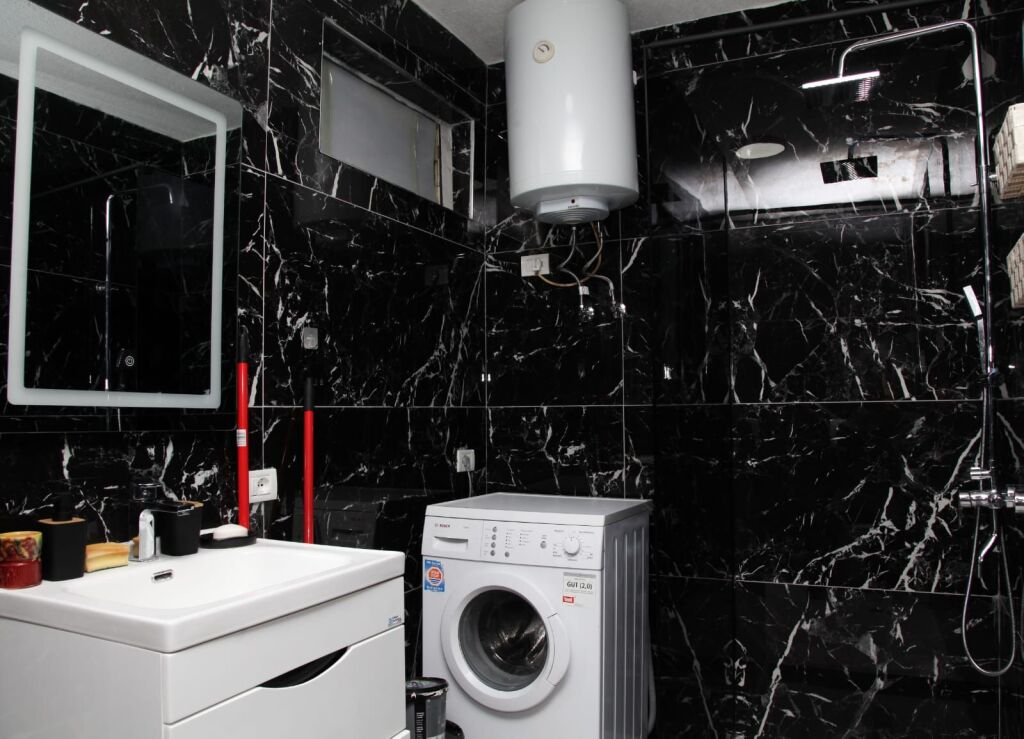 Jepet Me Qera Apartament 2+1+1 Ballkon