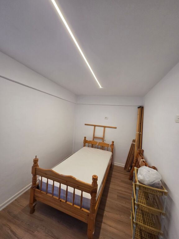 JEPET ME QIRA – 2+1 I SAPOMOBILUAR