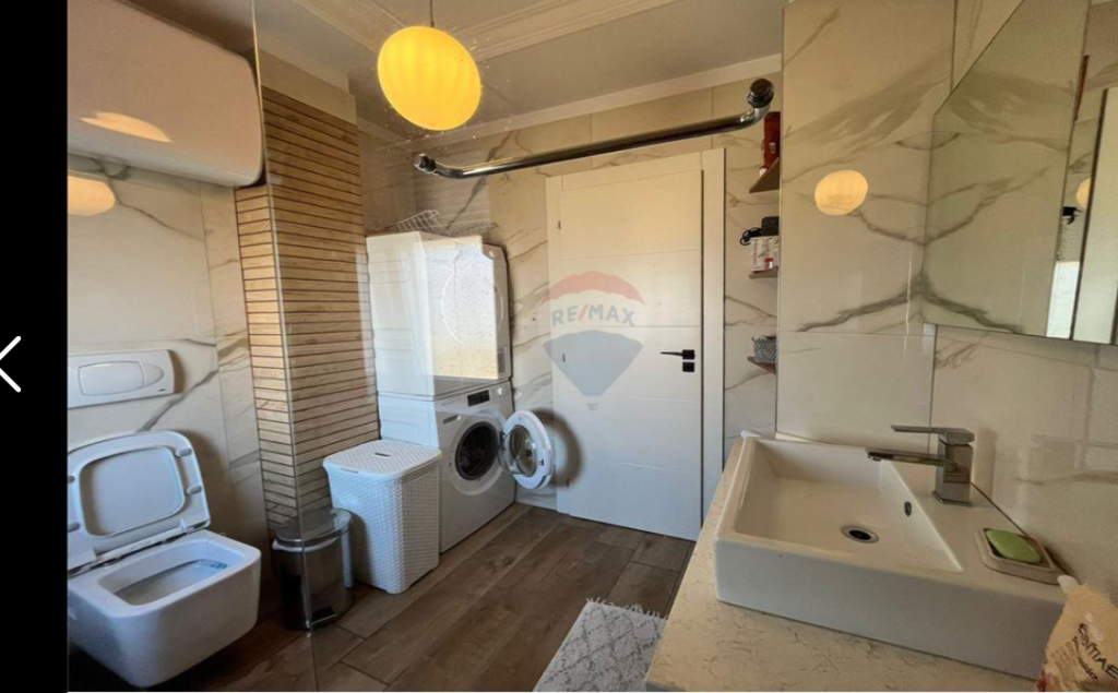 Apartament per shitje 3+1+2 tek Inxhinieria e Ndertimit