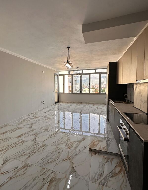 Shitet: Apartament 2+1 Astir, (bar Artisti)