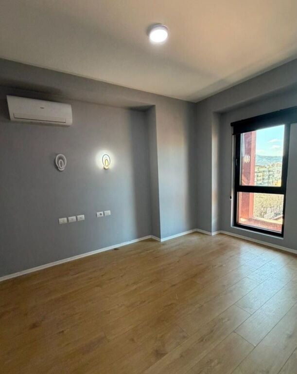 Locale Commerciale (Ufficio) In Affitto Presso Garden Building!!