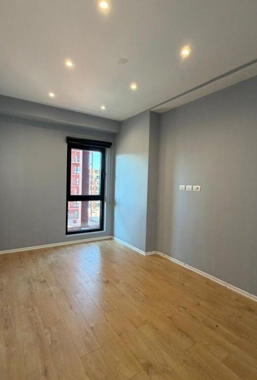 Locale Commerciale (Ufficio) In Affitto Presso Garden Building!!