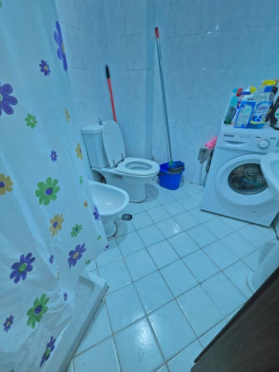 OKAZION! APARTAMENT 1+1 TEK RRUGA E KAVAJES, PRANE GLOBE.