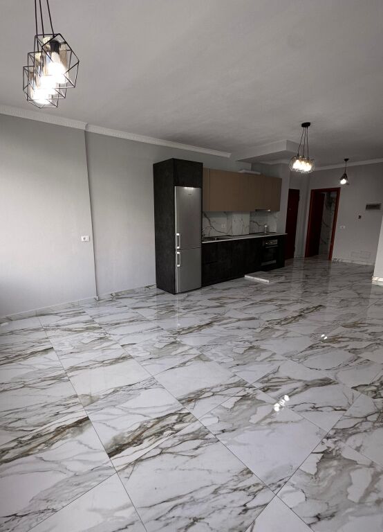 Shitet: Apartament 2+1 Astir, (bar Artisti)