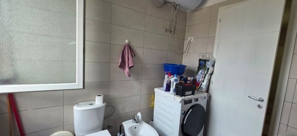 Jepet me qera 2+1+2 ne Misto Mame