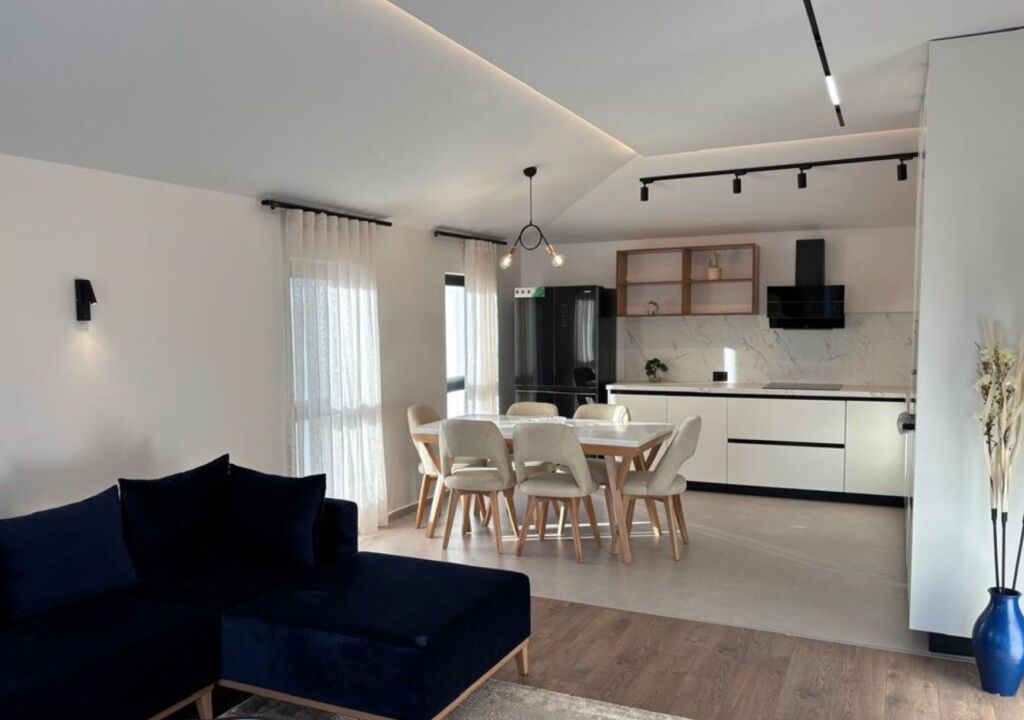 Jepet me qera apartament 2+1+2