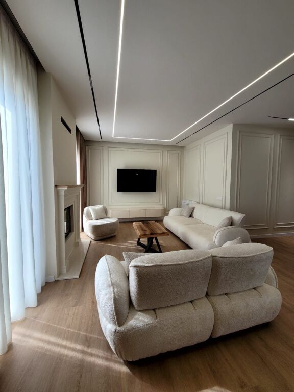 🏡 JEPET ME QIRA VILË – Green Valley Residence, Liqeni i Thatë