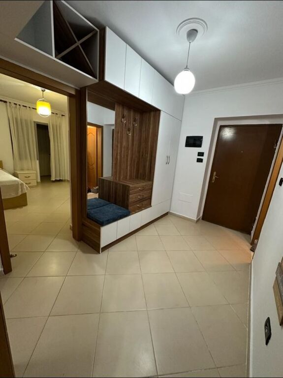 Apartament 2+1 me qera tek Pediatria