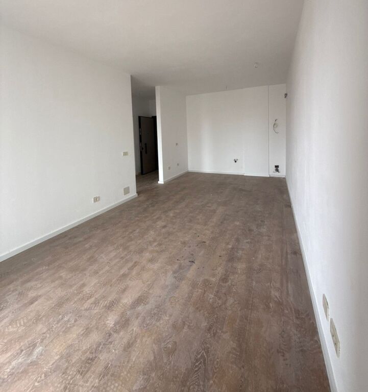 🏢 Office for Rent – Mine Peza Residence 📍