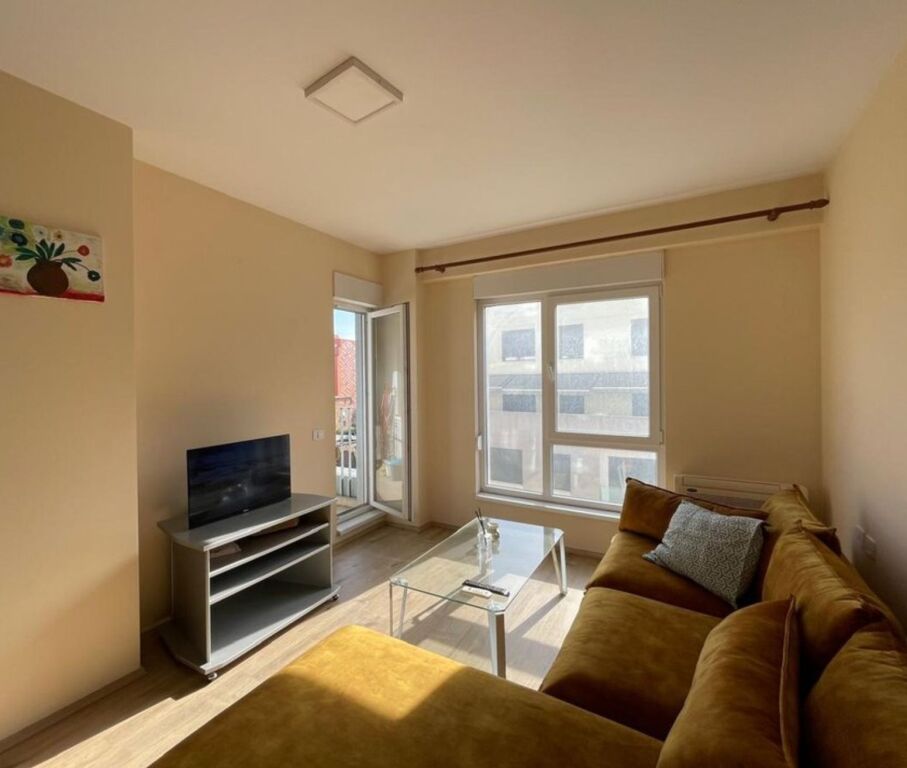 Affittasi appartamento 2+1+2