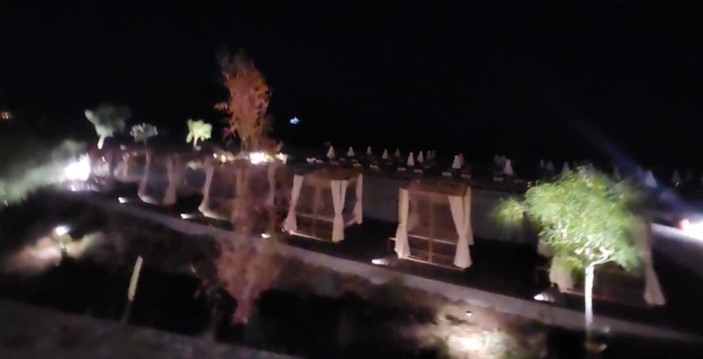 Shitet apartament me oborr 2+1 Palase