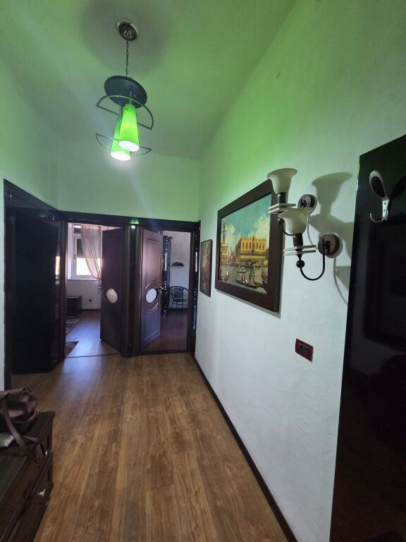 Jepet  2+1  me qira Stadiumi Dinamo