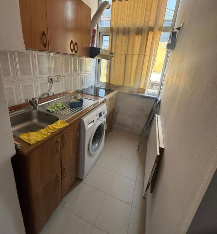 garsoniere me qira 2 minuta nga qendra