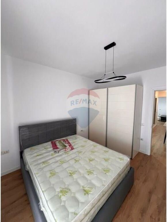 Apartament - Për Qira - Myslym Shyri, Tiranë