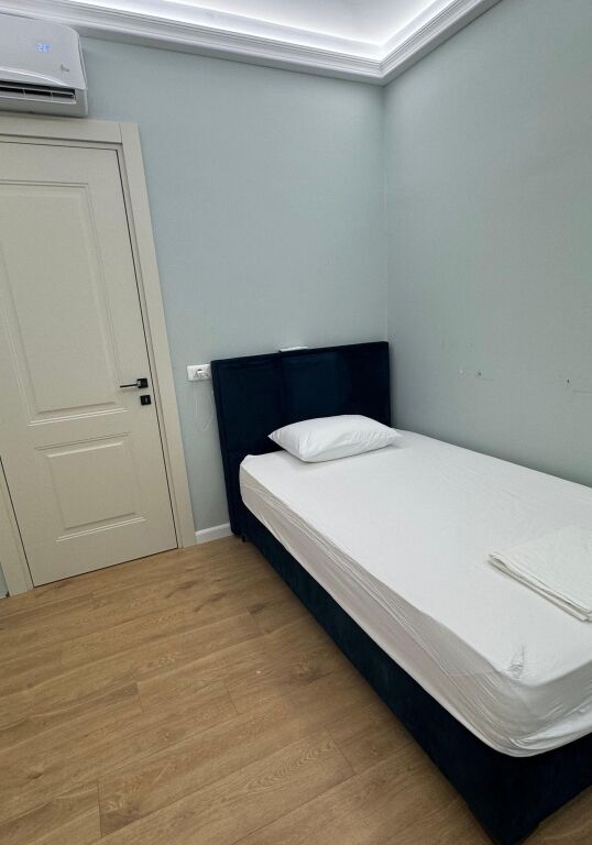 Apartament 2+1+2 ballkone ne shitje ne Skel, Vlore