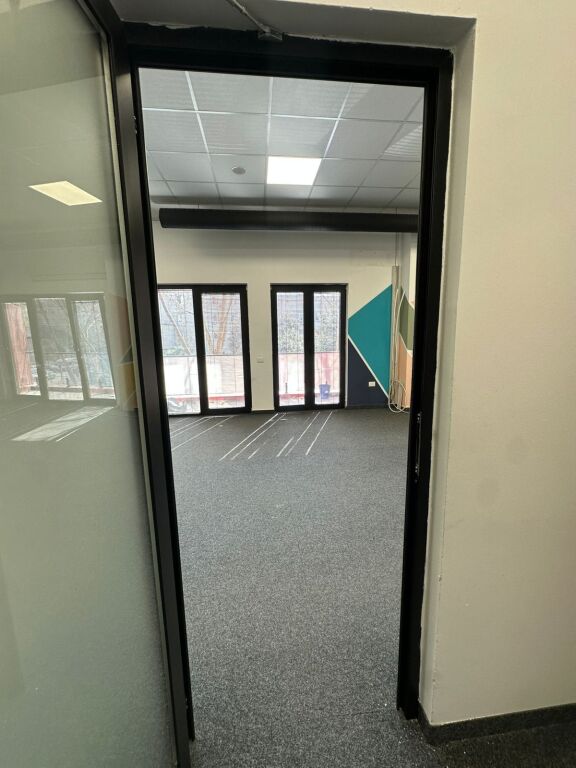 Ambient per qira tek Faramcia 10