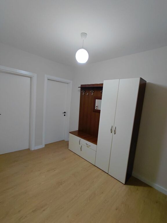 Super ap 1+1 tek rruga e barrikadave ( kopshti bucko )