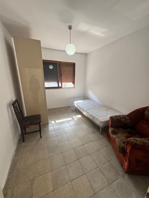 🏡 Jepet me Qera Apartament 3+1 – Mulliri i Vjetër, Stacioni i Fundit i Tiranës së Re