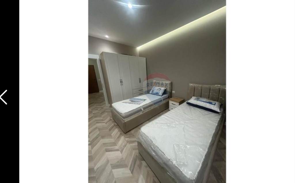 Apartment for sale 2+1+2 in Center