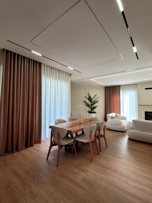 🏡 JEPET ME QIRA VILË – Green Valley Residence, Liqeni i Thatë