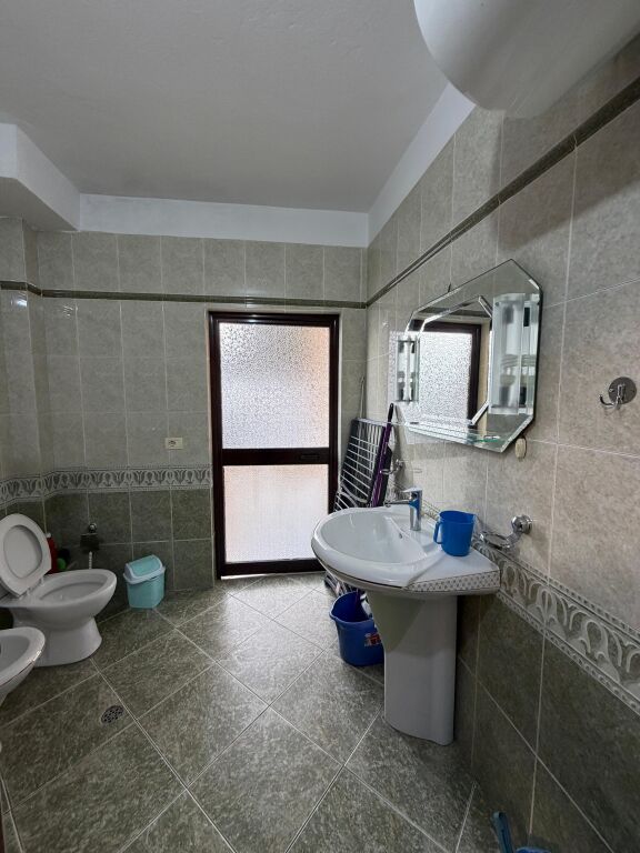 Apartament 1+1 me qera te Komuna e Parisit