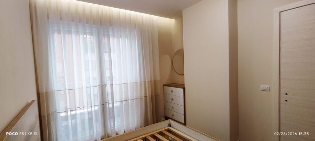 Apartament modern 1+1 me qera , Bulevardi i Ri