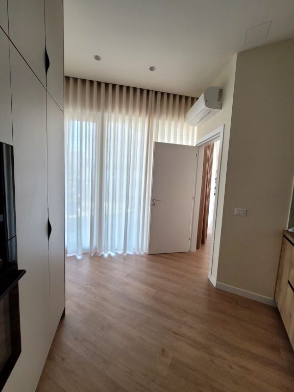 🏡 JEPET ME QIRA VILË – Green Valley Residence, Liqeni i Thatë