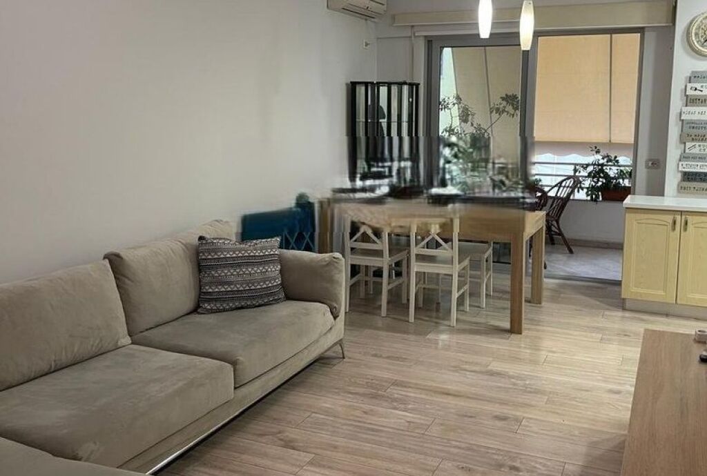 Apartment 2+1+2 + Garage for Sale