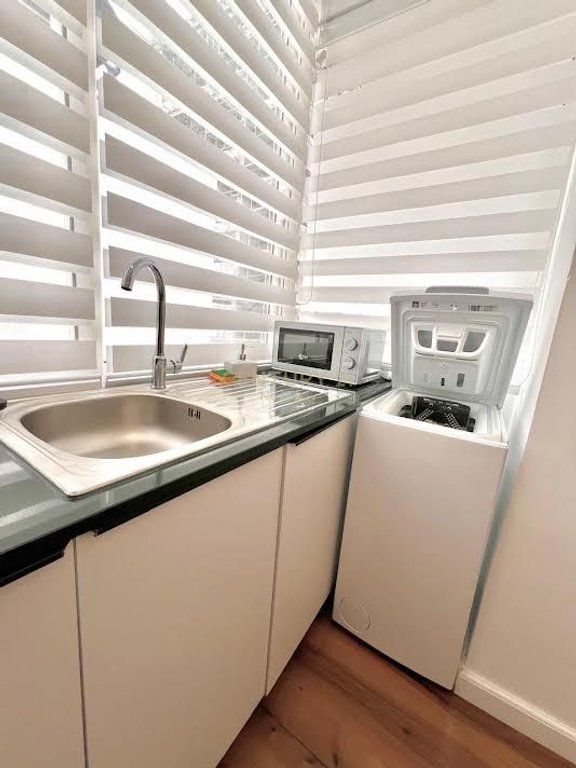 VENDESI 2+1 CON VISTA MARE SULLA SPIAGGIA