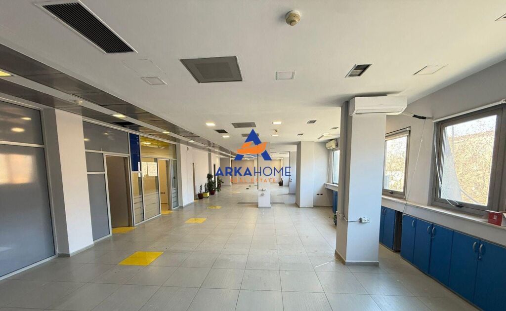 BUSINESS PREMISES FOR SALE 915M2 "AT KAVAJES ROAD" 2,244,200 EURO