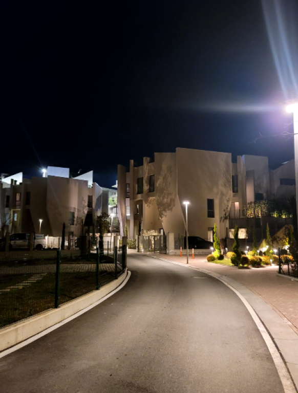 🏡 Jepet me Qira Vilë – Green Valley Residence, Liqeni i Thatë📍