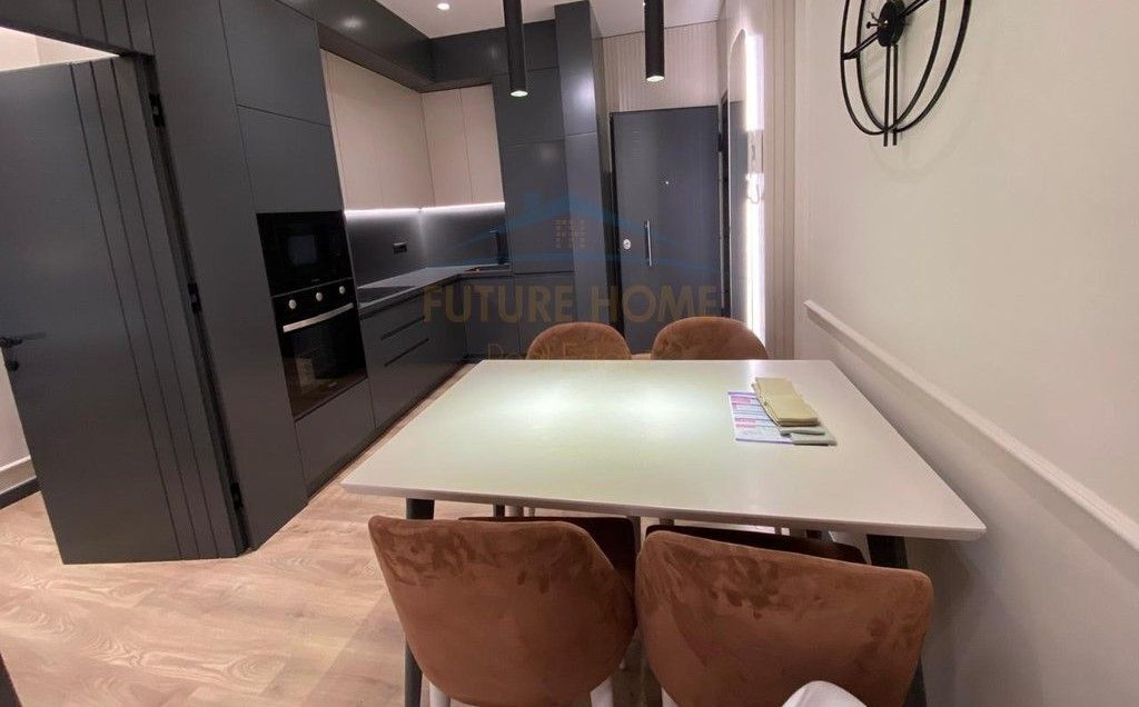 Qera, Apartament 1+1, Rruga e Kavajes, Tirane