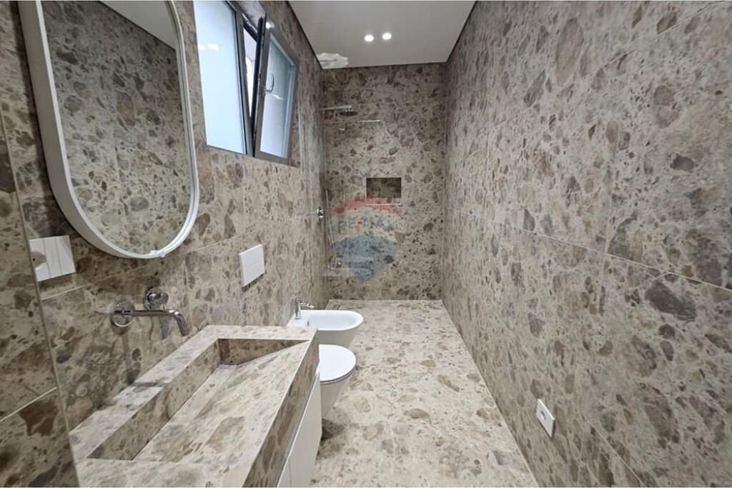 Apartment - For Rent - Dry Lake, Tirana