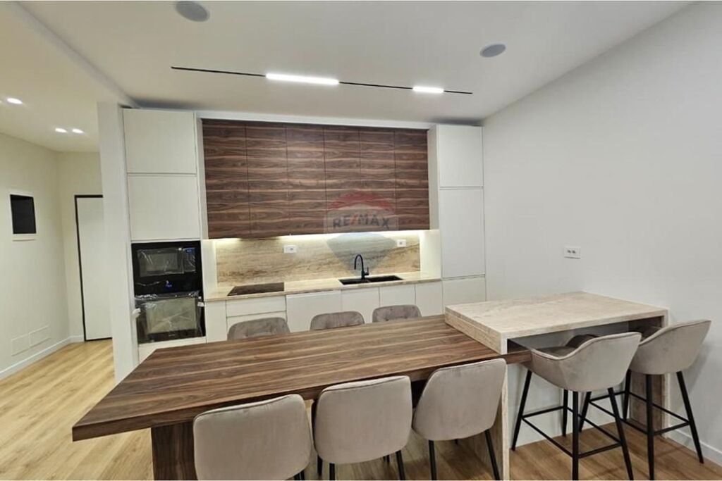 Apartment - For Rent - Dry Lake, Tirana