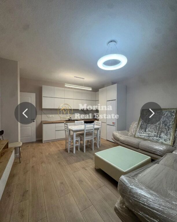 Qera | Apartament 2 + 1 | Rruga Myslym Shyri | 1000 €/muaj